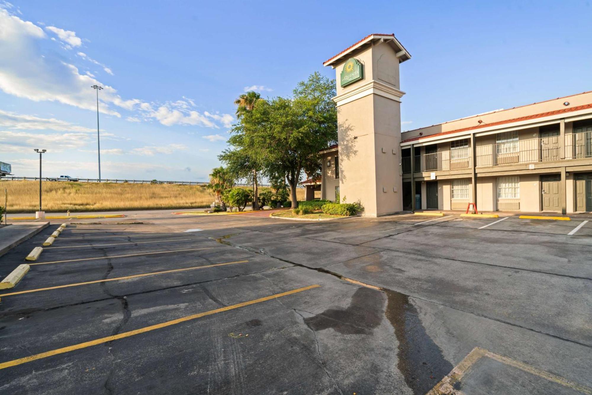 La Quinta Inn By Wyndham Corpus Christi North Exterior foto