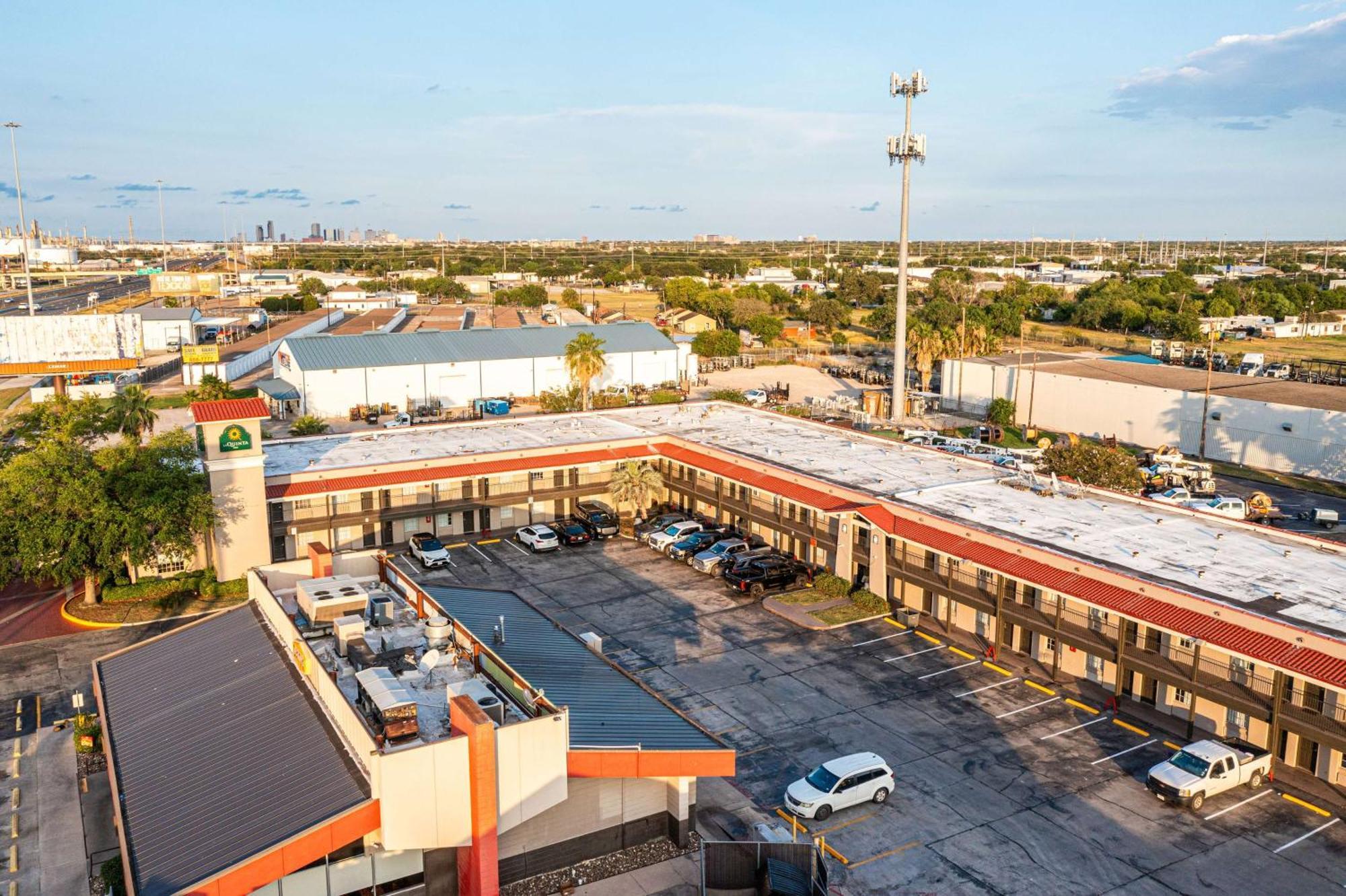 La Quinta Inn By Wyndham Corpus Christi North Exterior foto