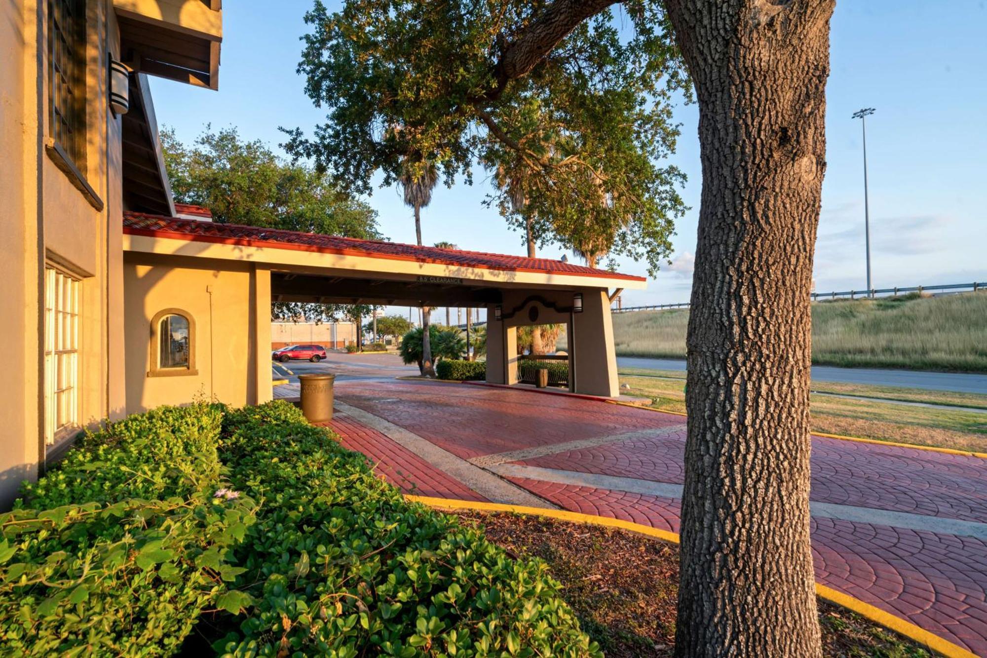 La Quinta Inn By Wyndham Corpus Christi North Exterior foto